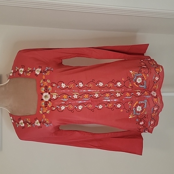 Cejon Berry Pink Embroidered, Sequined Tunic / Kurta, Size S/M, NWOT - Picture 1 of 14